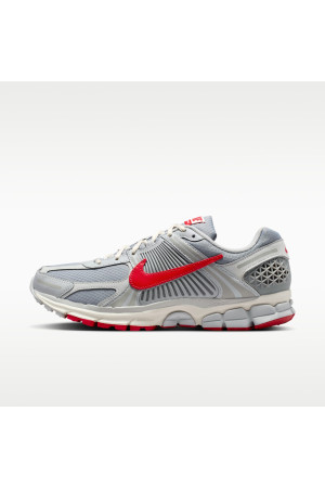 Nike Zoom Vomero 5 SE